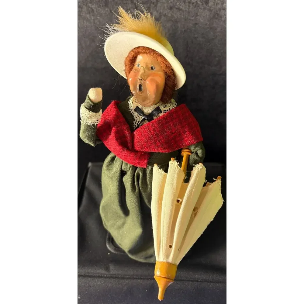 Byers Choice The Carolers Lady With Umbrella Signed & Dated 1995